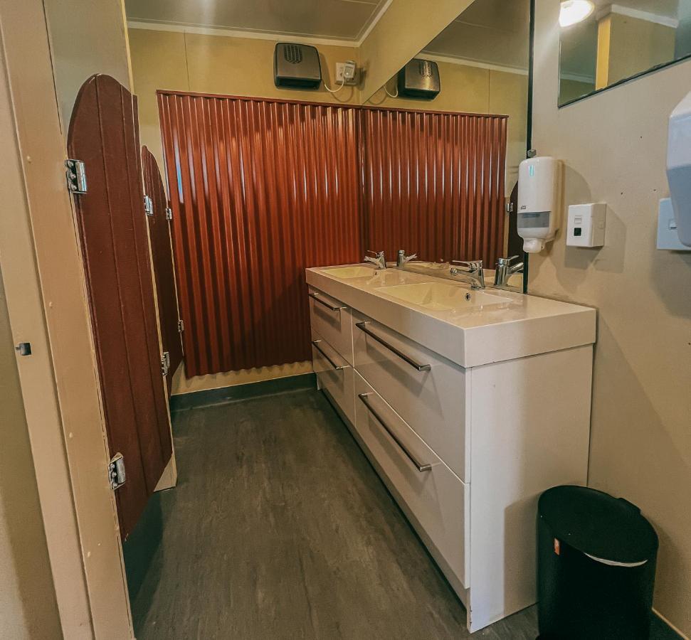 Lake Mahinapua Hotel Ruatapu Dış mekan fotoğraf